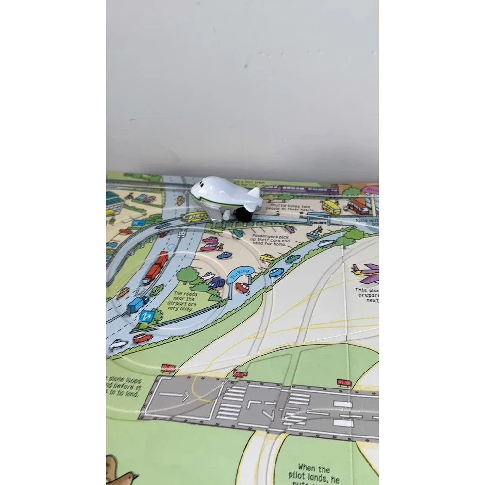 Usborne Wind-up Plane Book with Model Plane and 3 Tracks‎ Interactive Hardcover